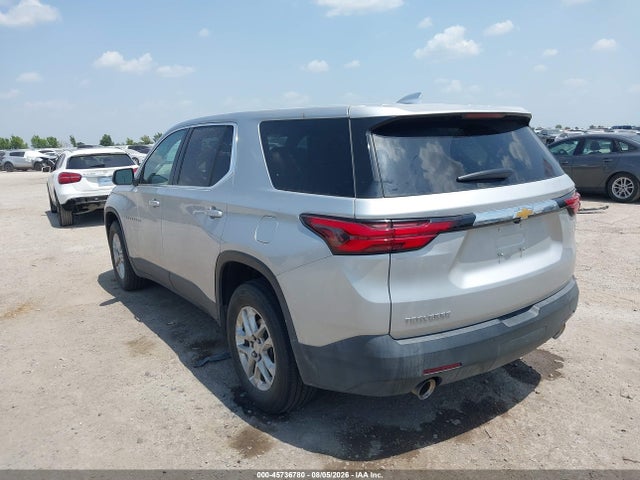 2022 CHEVROLET TRAVERSE FWD LS 3