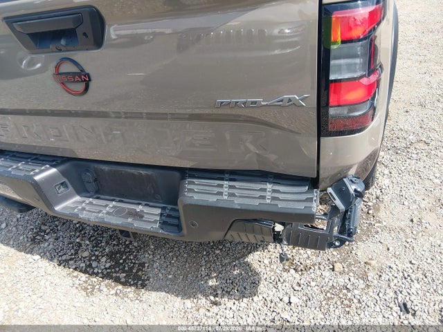 2023 NISSAN FRONTIER PRO-4X 4X4 18