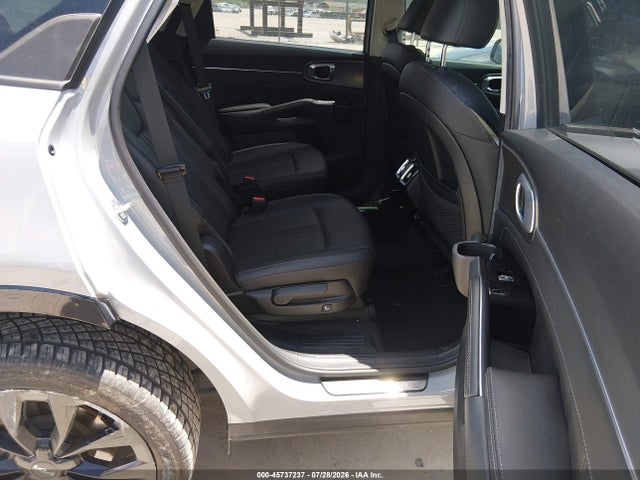 2023 KIA SORENTO SX 8