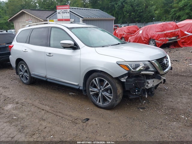 2018 NISSAN PATHFINDE PLATINUM