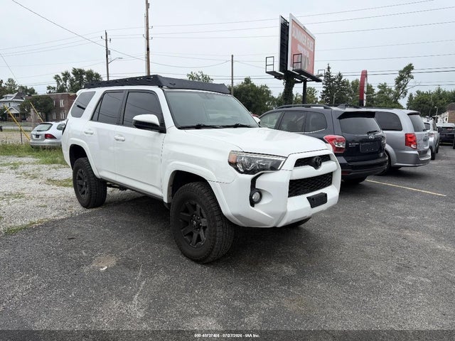 2017 TOYOTA 4RUNNER SR5