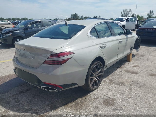 2026 Genesis G70 2.5T RWD photo 4