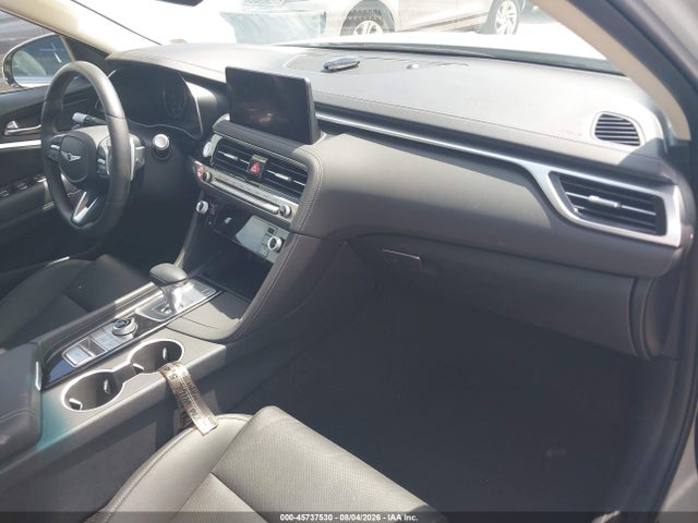 2026 Genesis G70 2.5T RWD photo 5