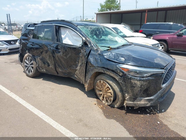 2023 TOYOTA COROLLA XLE