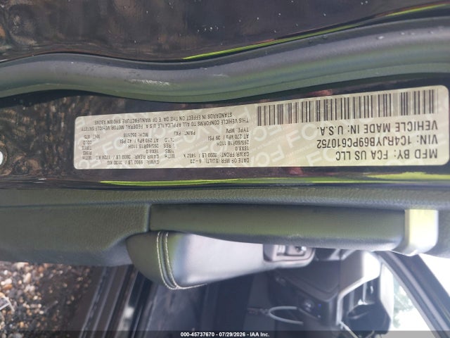 2023 JEEP GRAND CHEROKEE 4XE 9