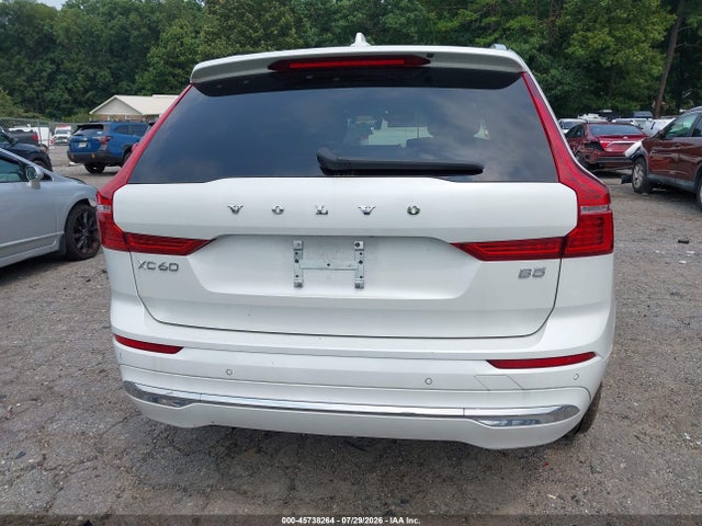 2023 VOLVO XC60 B5 PLUS BRIGHT THEME 17