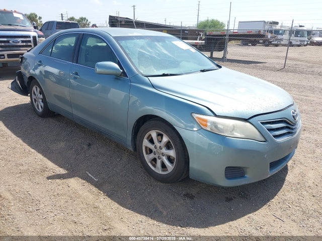 2011 TOYOTA CAMRY LE