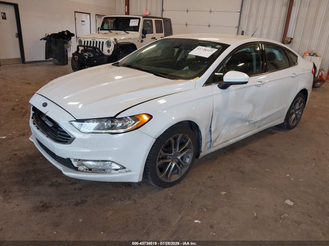 2017 FORD FUSION SE 照片 2
