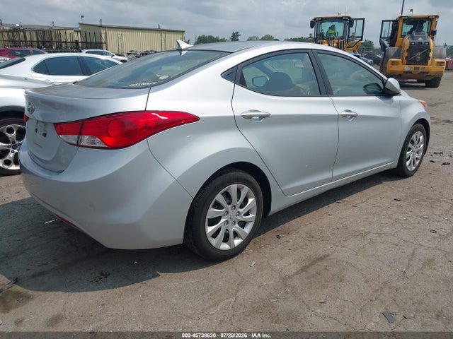 2011 Hyundai ELANTRA GLS photo 4