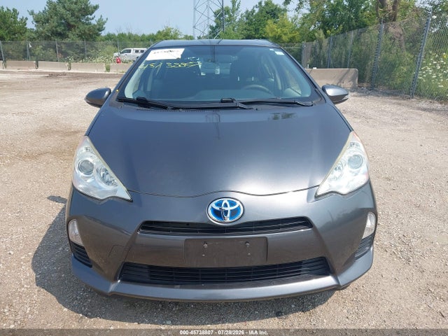 2013 Toyota PRIUS C TWO — миниатюра 12