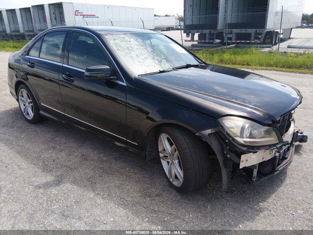 2014 MERCEDES-BENZ C SPORT