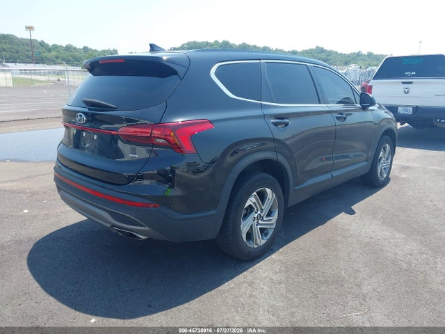 2021 HYUNDAI SANTA FE SE 4
