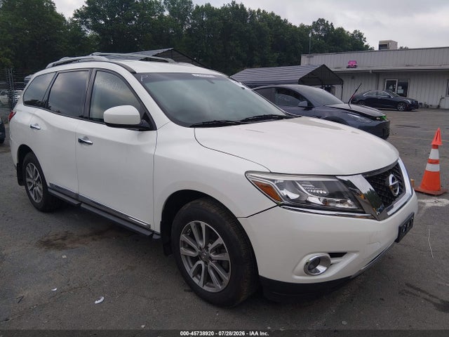 2015 NISSAN PATHFINDE SL