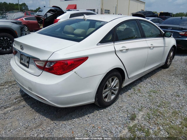 صورة 4 لـ 2012 Hyundai SONATA GLS