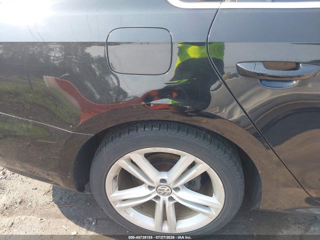 صورة 6 لـ 2014 Volkswagen PASSAT 1.8T SE