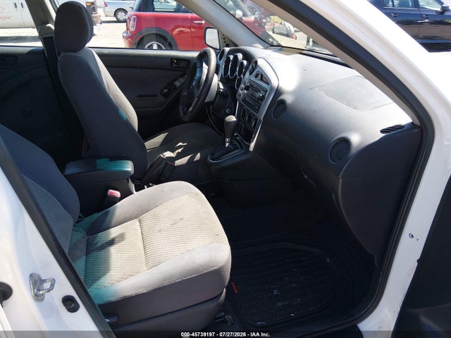 صورة 5 لـ 2005 Toyota MATRIX