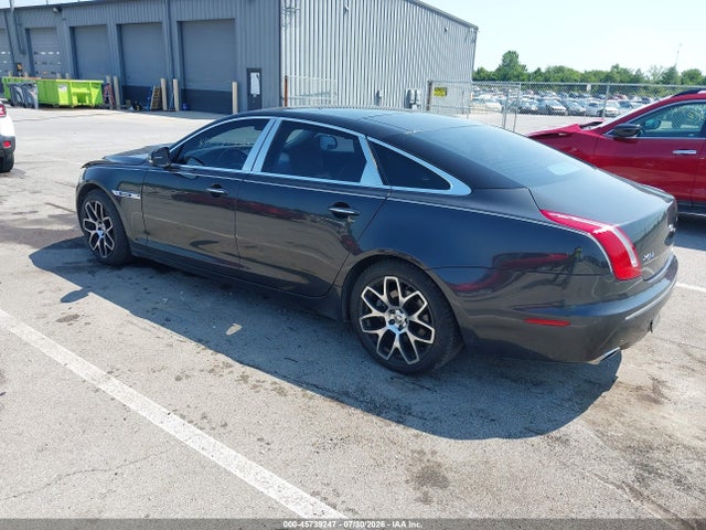 صورة 3 لـ 2012 Jaguar XJ XJL PORTFOLIO