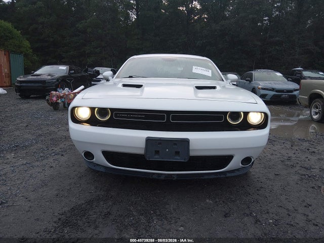 2015 Dodge CHALLENGER SXT — миниатюра 12