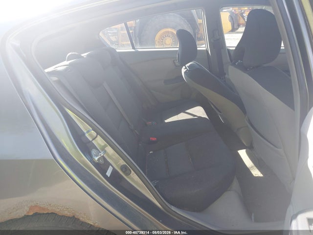 صورة 8 لـ 2010 Honda INSIGHT EX
