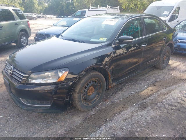 2013 Volkswagen PASSAT 2.5L SE 照片 2