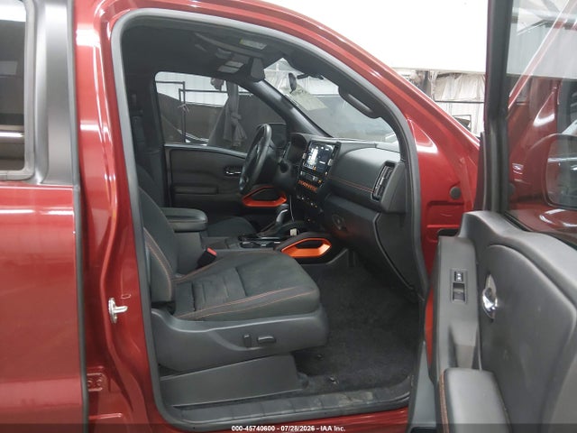 2025 Nissan FRONTIER PRO-4X 4X4 — фото 5