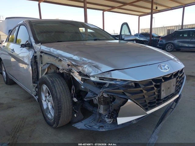 2023 HYUNDAI ELANTRA SE 6