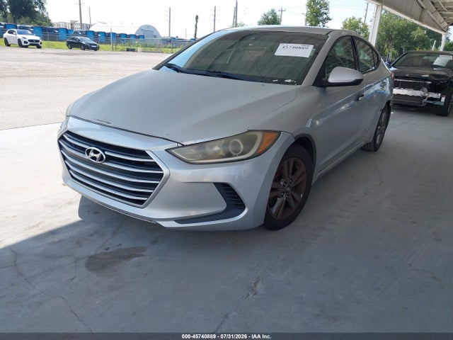 2018 Hyundai ELANTRA SEL — фото 2