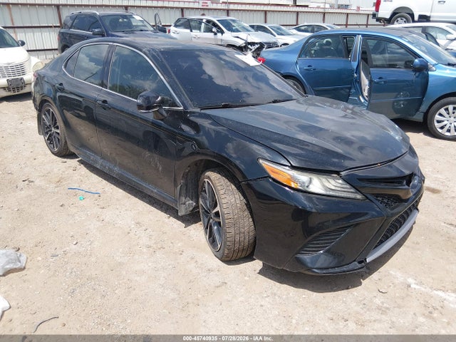 2019 TOYOTA CAMRY XSE