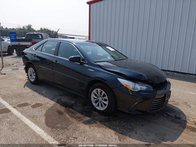 2016 TOYOTA CAMRY LE