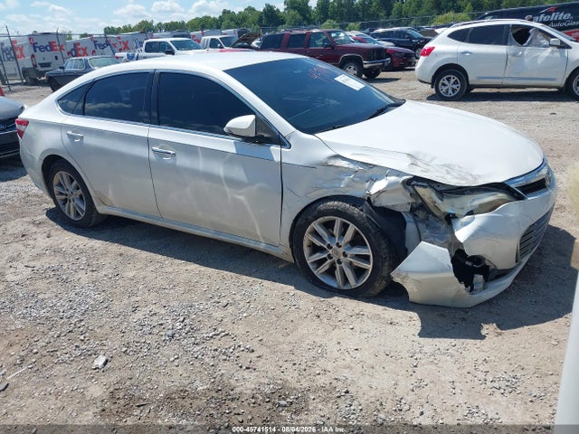 2014 TOYOTA AVALON XLE