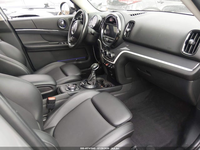2017 MINI COUNTRYMAN COOPER S 5