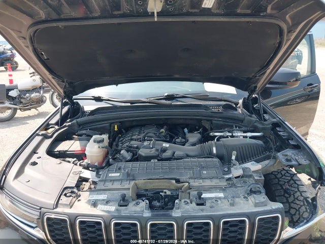 2023 JEEP GRAND CHEROKEE L LAREDO 4X4 10