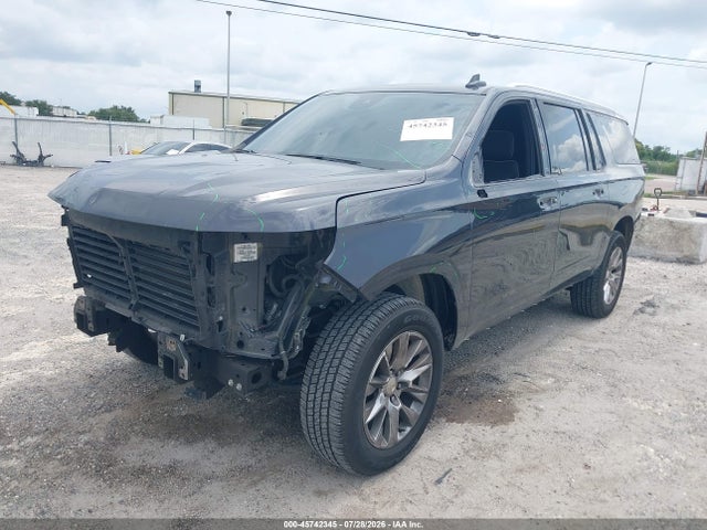 2023 CHEVROLET SUBURBAN 4WD PREMIER 2