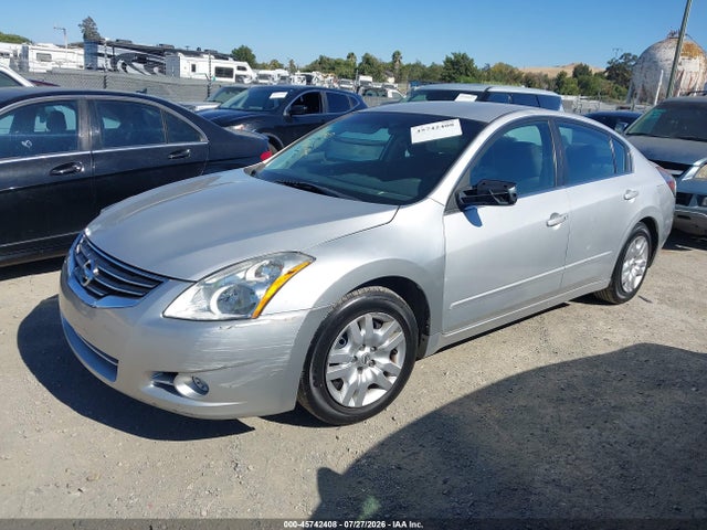 2012 Nissan ALTIMA 2.5 S photo 2