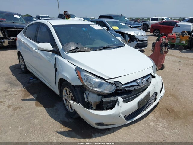 2014 HYUNDAI ACCENT GLS