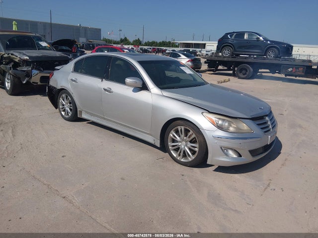 2012 HYUNDAI GENESIS 3.8