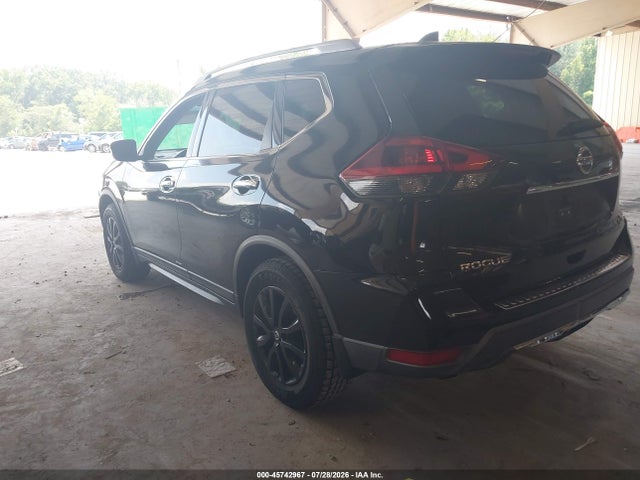 2018 NISSAN ROGUE SV 3