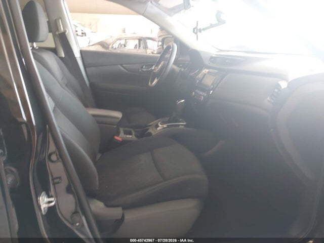 2018 NISSAN ROGUE SV 5