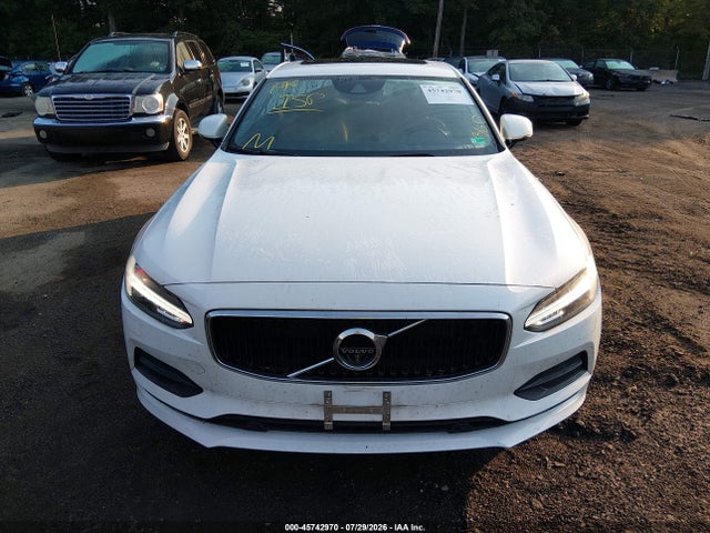 2018 VOLVO S90 T5 MOMENTUM 12