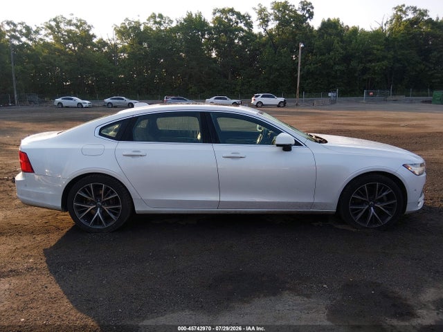 2018 VOLVO S90 T5 MOMENTUM 13