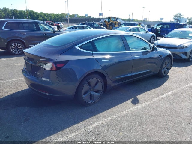2020 Tesla MODEL 3 LONG RANGE DUAL MOTOR ALL-WHEEL DRIVE — фото 4