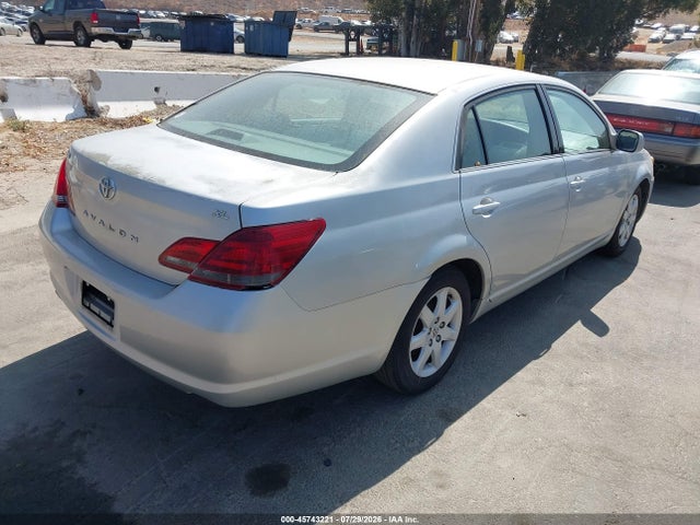صورة 4 لـ 2008 Toyota AVALON XL