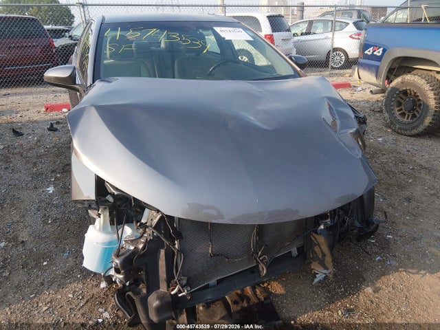 2017 TOYOTA CAMRY LE 6
