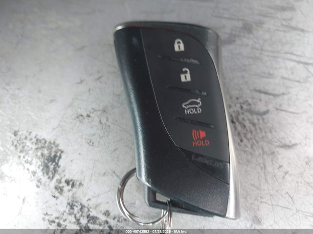 صورة 11 لـ 2024 Lexus ES 350 LUXURY