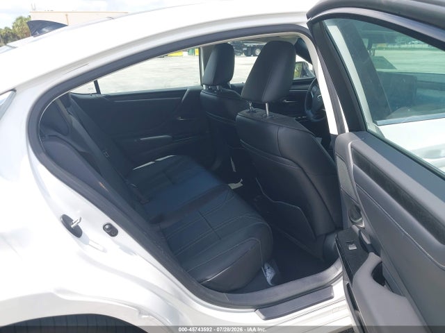 صورة 8 لـ 2024 Lexus ES 350 LUXURY
