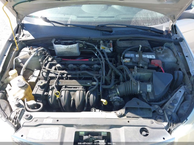 صورة 10 لـ 2011 FORD FOCUS SE
