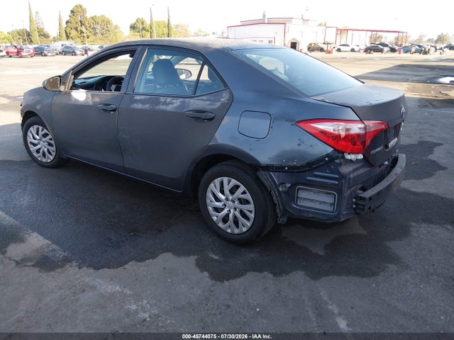2017 Toyota COROLLA LE 照片 3