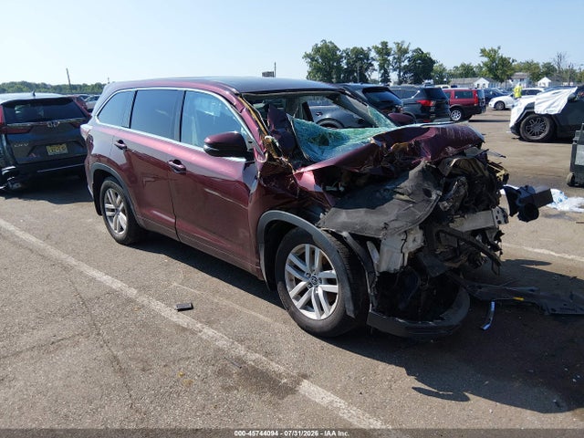 2016 TOYOTA HIGHLANDE LE V6