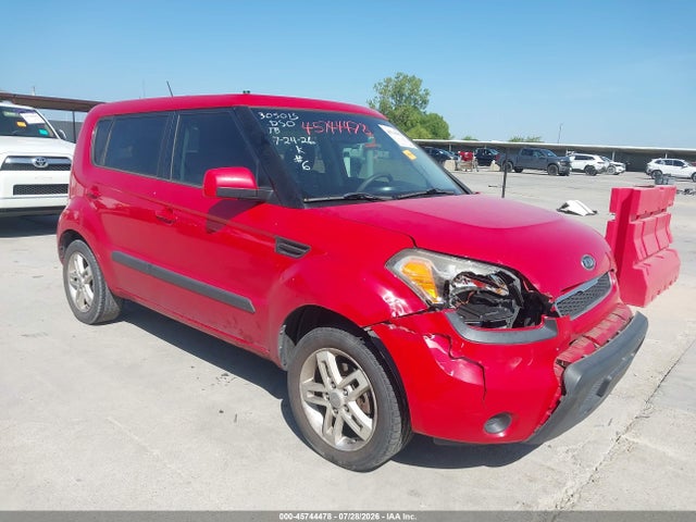 2011 KIA SOUL +