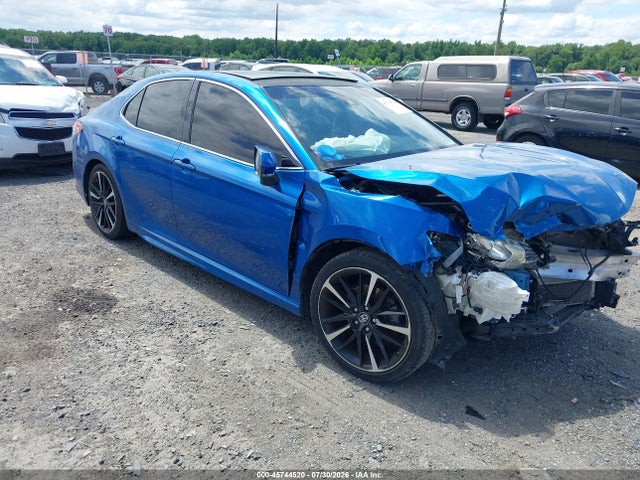 2018 TOYOTA CAMRY XSE